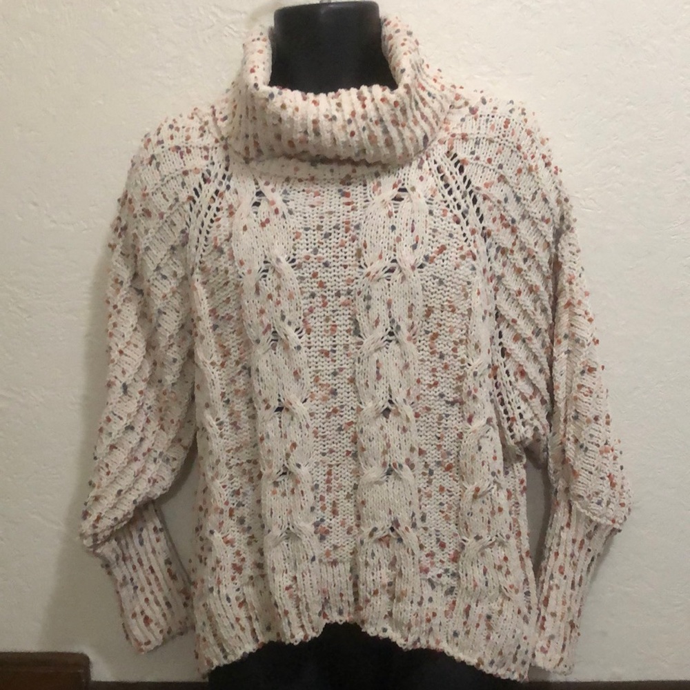 Moon & Madison polka turtleneck sweater
